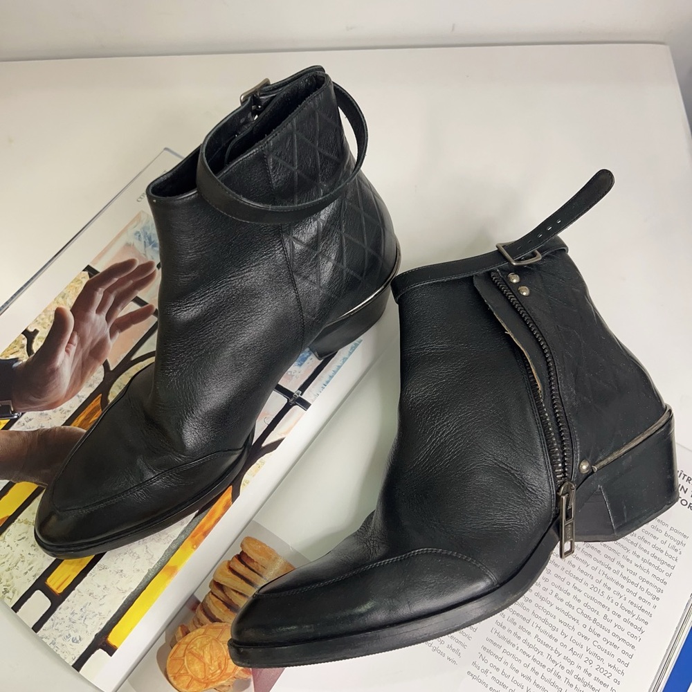 Chloe Black Leather Zipper Boots